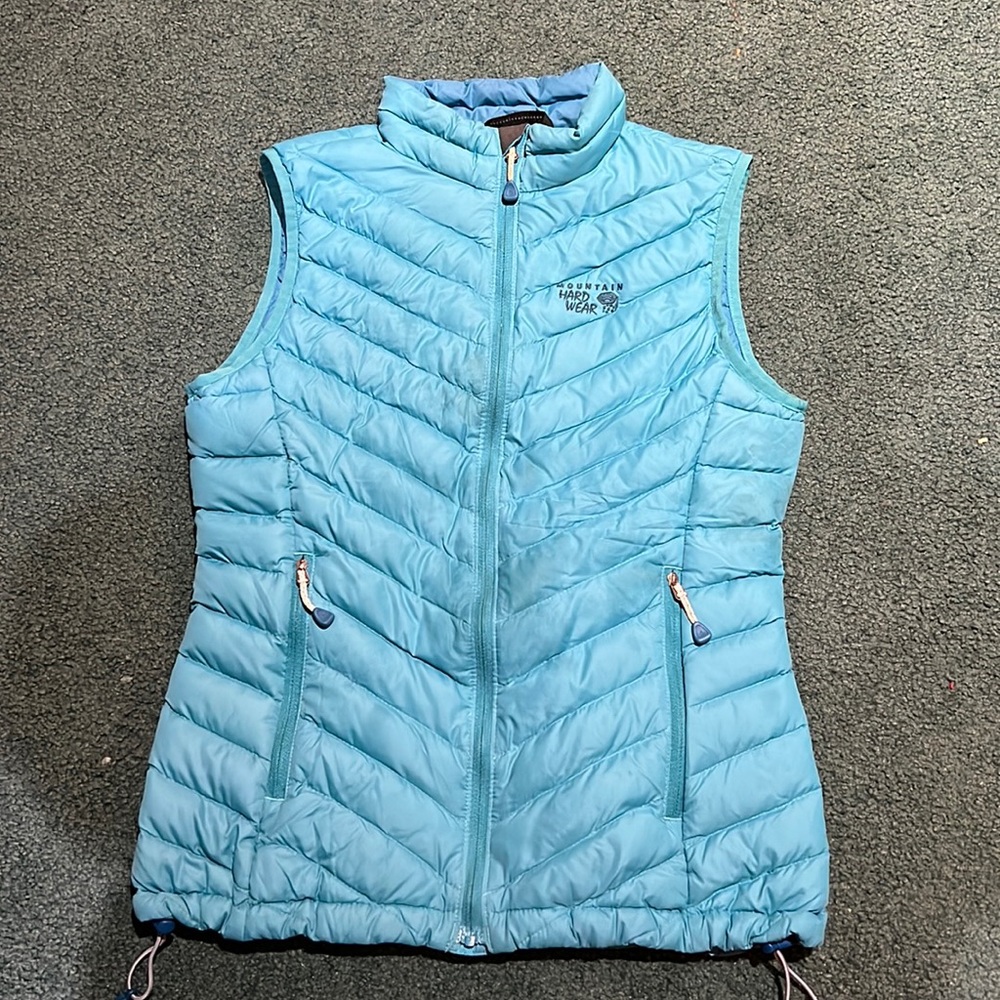 Monuntain hardware blue down vest